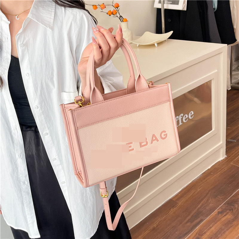 Nuevo bolso alfabeto paja tendencia de moda transfronteriza nuevo bolso de hombro portátil de todo fósforo bolso de mensajero