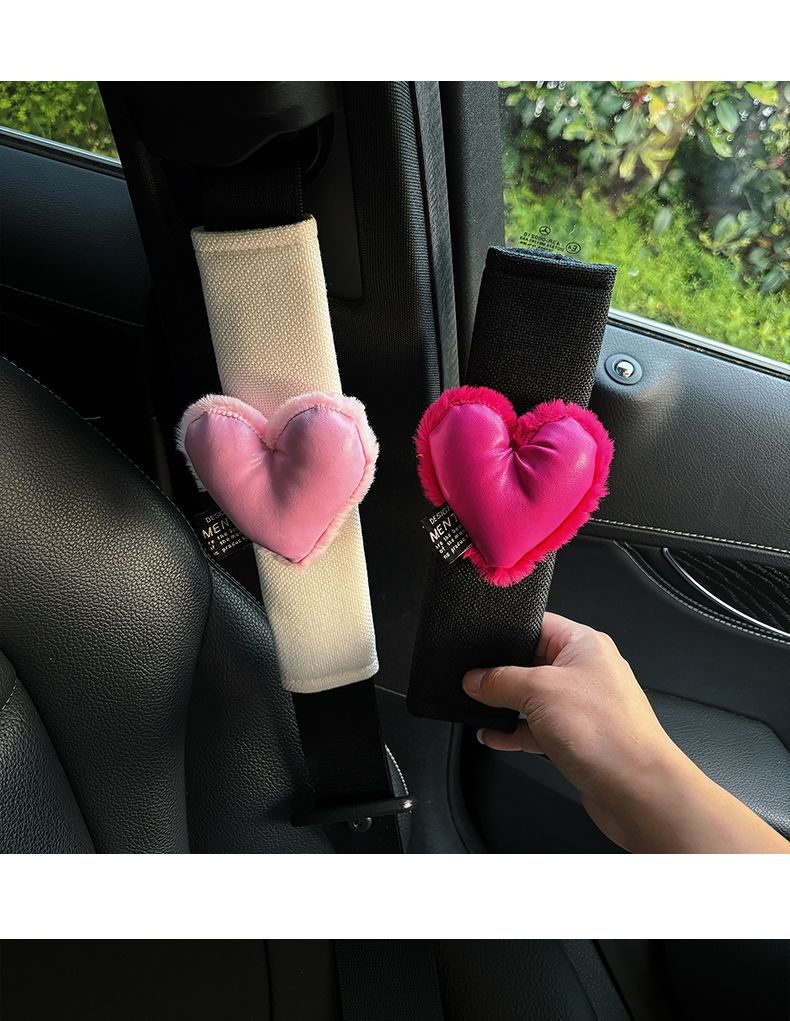 Car Seat Belt Shoulder Cover, Car High-End Sense, Universal Anti-Wear Clothing for All Seasons, Summer Heart Safety Belt Decoration