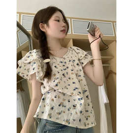 胖mm300斤减龄碎花短袖V领衬衫女夏季大码230宽松显瘦ins别致上衣