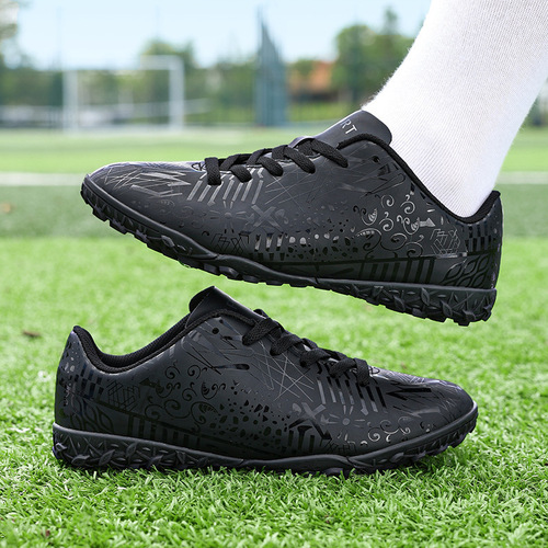 Factory Direct Sales New Football Shoes for Men, Long and Short Studs, Cross-Border Trade Wholesale for Students and Competitions, Agency and Distribution