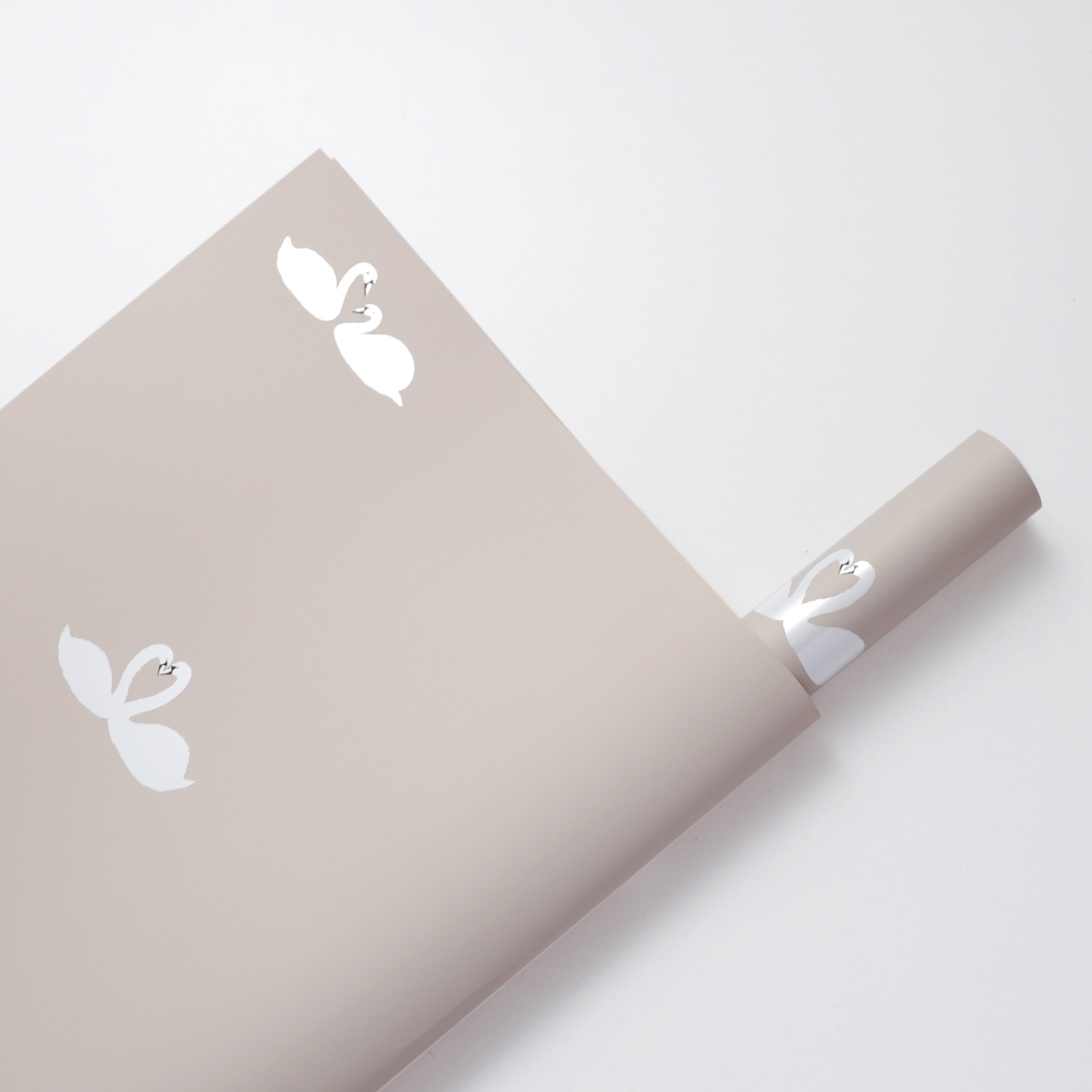 Li Zhi Ran día de San Valentín cisne danza papel de embalaje de flores florista impermeable ramo de flores papel de embalaje