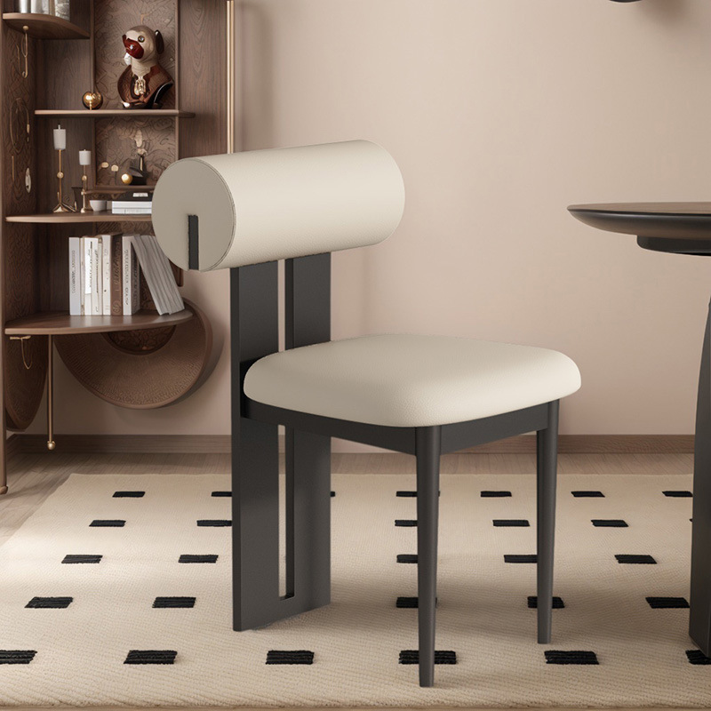 Silla de comedor de madera maciza nórdica para el hogar celebridad de Internet silla de respaldo simple y suave silla de diseño cafetería mesa de comedor comercial