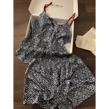 녶���˯��Ů�ļ����������b�߼��оW�t�L�Ҿӷ����⴩�羳���l