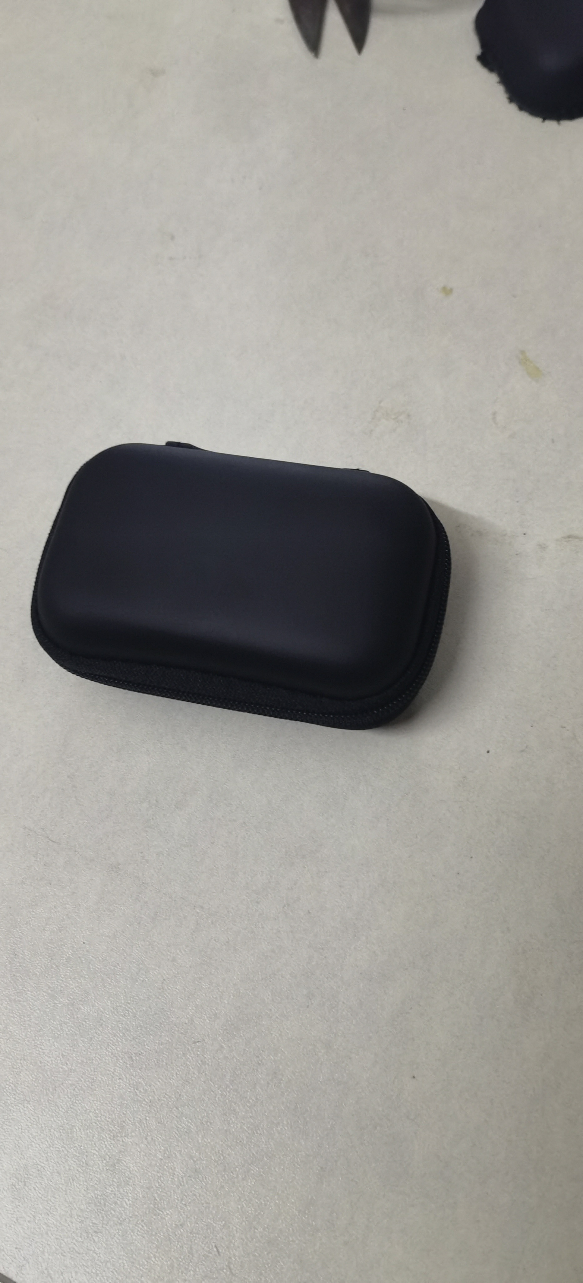 Bolsa de almacenamiento para oxímetro, caja de embalaje con cremallera sensible a la presión, estuche protector portátil anti-caídas de EVA neutro para dispositivos digitales. image 9