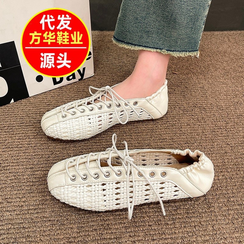 Zapatos franceses de tejido hueco transpirables de correa cruzada para mujeres 2026 nuevos zapatos de mujer de verano cómodos y planos