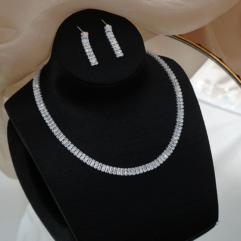 42g Weight Artificial Rhinestones Inlay Material Jewelry Set Classification Earrings + Necklace Quantity Holiday, Banquet Occasion Copper Material Geometric Pattern Women's Gender Plating Design Simple Style Style Copper Plating Geometric Artificial Rhinestones Jewelry Set 16