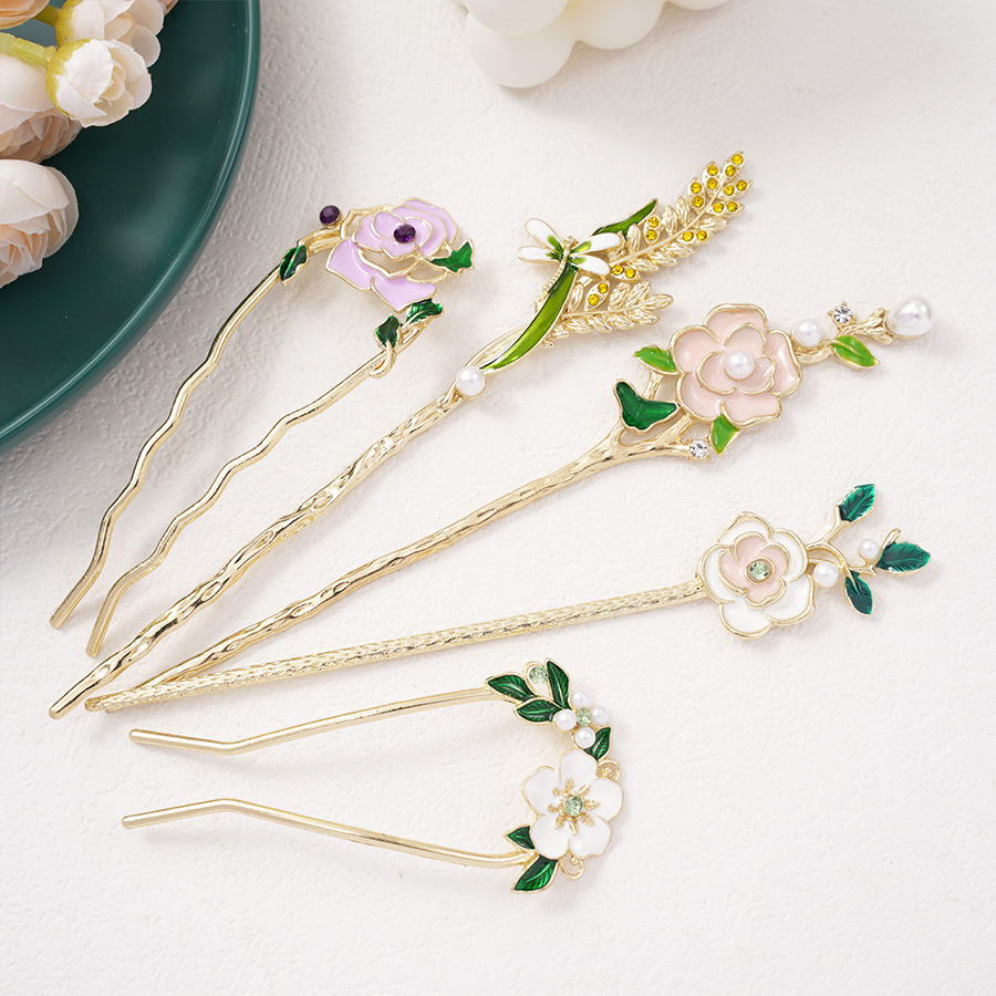 14g Weight Hair Sticks Hair Accessories Type 1 Piece Quantity Holiday, Street Occasion Metal Material Flower Pattern All Seasons Season Women's Gender Elegant, Retro Style Elegant Retro Women's Flower Metal Hair Sticks 2