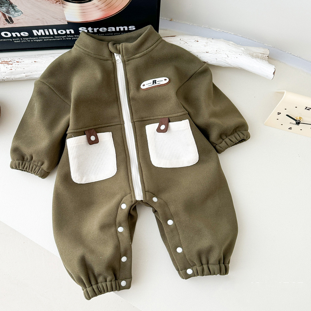 2024 otoño e invierno versión coreana del traje de gatear para bebés de estilo occidental para bebés más monos de terciopelo, mameluco para bebés de terciopelo austriaco