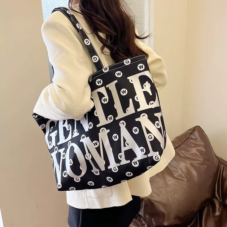 Shopping bag, capacious handheld shoulder bag