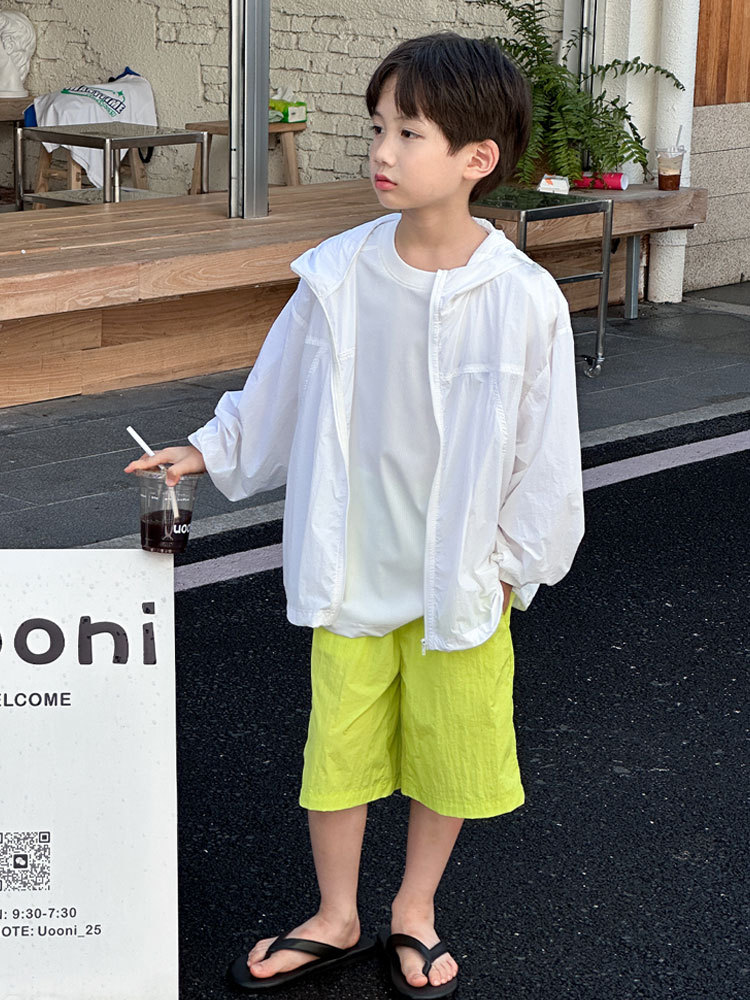 Ropa de protección solar para niños Ropa de protección solar para niños 2025 verano nuevo estilo protección UV upf50 chaqueta ligera para niños de mediana edad