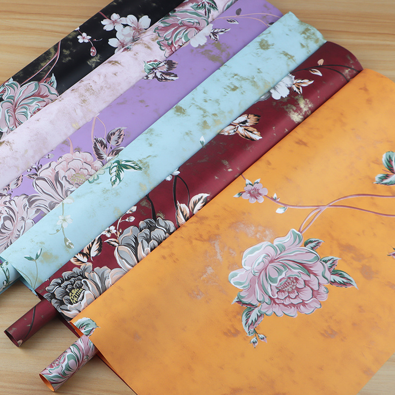 Rosas fragantes retro Papel Ouya Papel de embalaje de ramo de doble cara Material grueso impermeable Material de embalaje de flores
