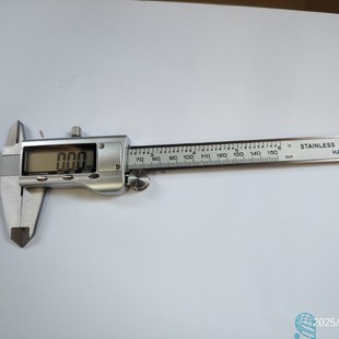 Stainless Steel Digital Caliper 0-150mm Industrial Grade High Precision Ce Certification Cross-Border Export Manufacturer Spot Wholesale
