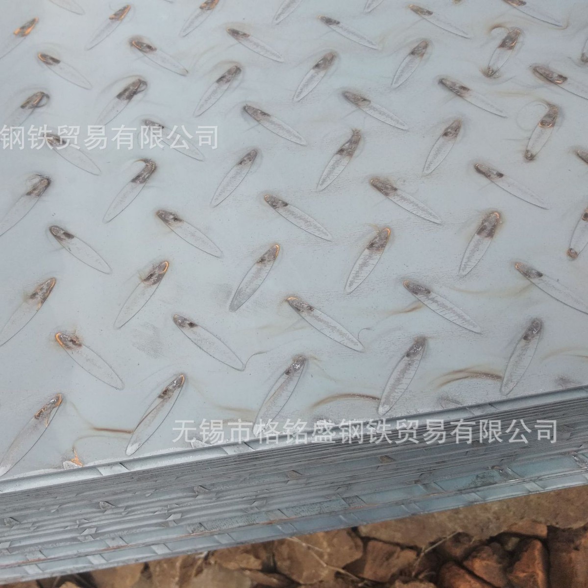 q235B防滑花纹钢板3mm零割 防滑花纹钢板 4 mm 防滑钢板 q235b