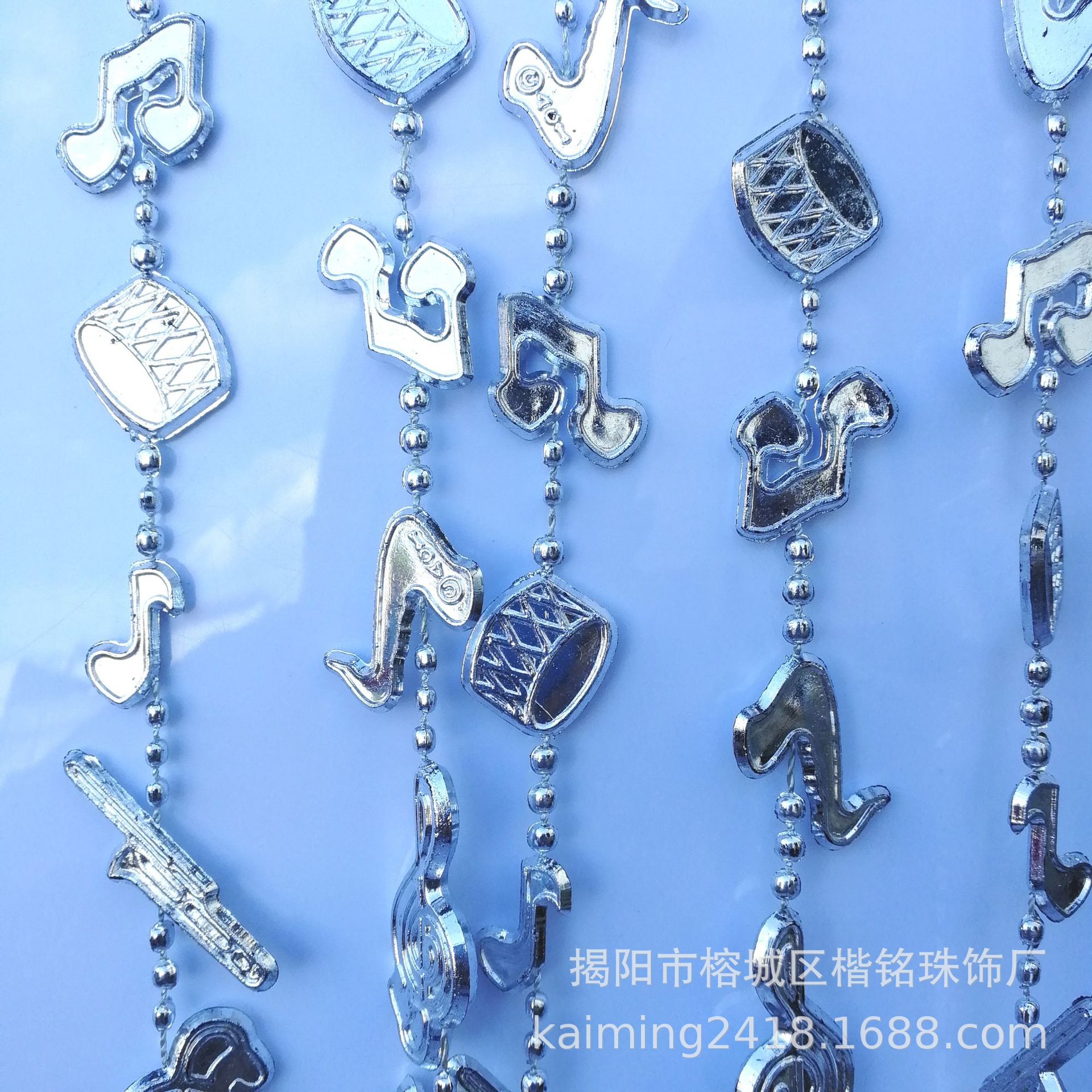 ����ֱ��ʥ����������� ʥ����װ��������� �ɶ�װ������