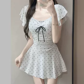 比基尼;连体泳衣;三件套泳装