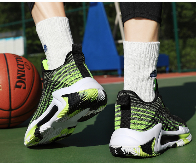 Large size breathable mesh rubber sole, anti slip and wear-resistant, medium to high school sports shoes, youth_voghion.com