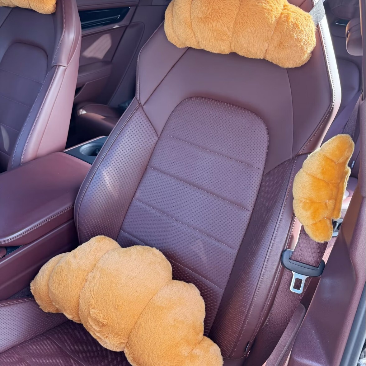 Cute peluche, pan, almohada de cuello para automóviles, almohada de cintura para automóviles, accesorios para automóviles, cinturón para hombros, funda para almohada