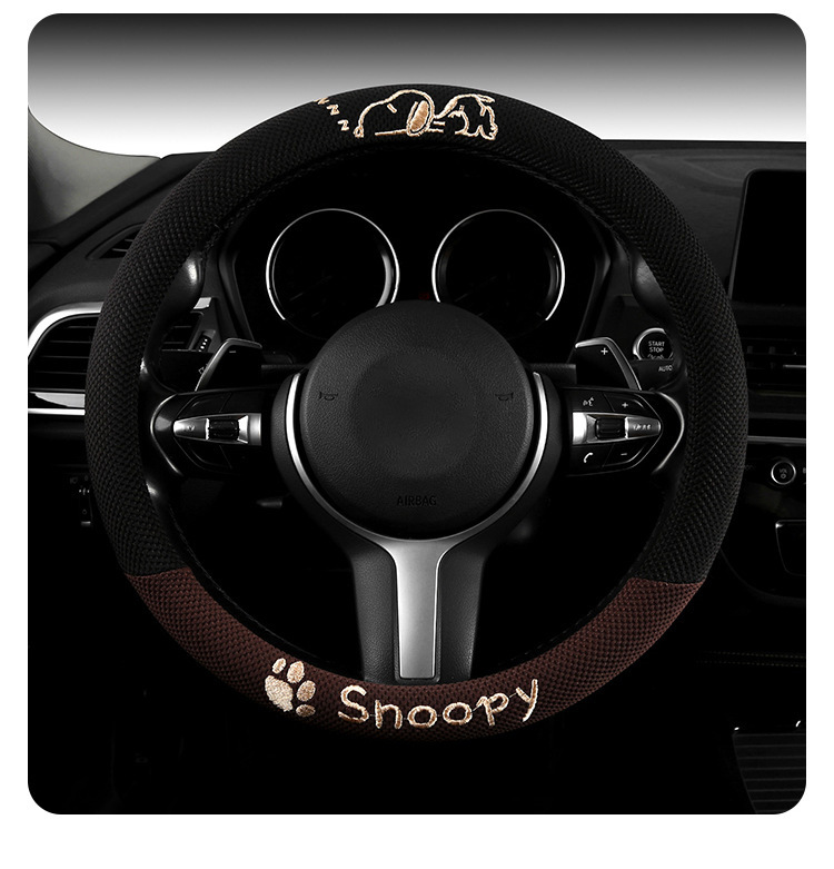 Cross-Border Car Steering Wheel Cover Wholesale Cartoon Embroidered Snoopy All-Season Universal Ice Silk Non-Slip Breathable Car Accessory