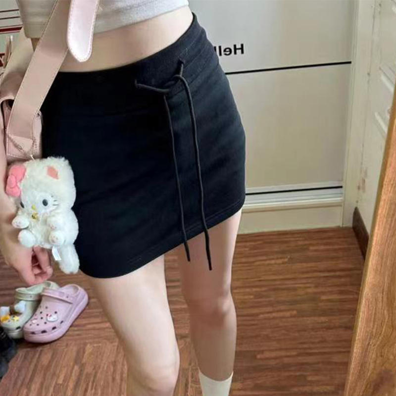 Sports Short Skirt 2025 New Women's Summer Skirt Pear-Shaped Body Covering Crotch Black Casual A-Line Hip Skirt