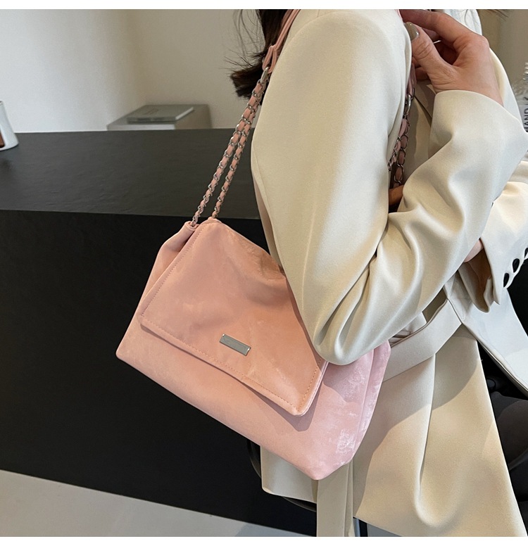 Large capacity for 2024 autumn/winter new fashionable niche women's texture chain single shoulder crossbody tote bag_voghion.com