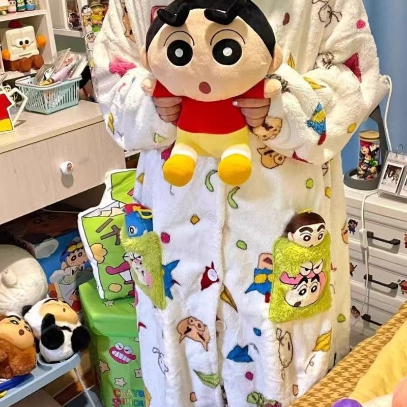 蜡笔小新珊瑚绒睡衣冬季女2025年新款可爱卡通睡袍可外穿家居服|undefined