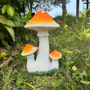 Simulated Resin Small Mushroom House Courtyard Decoration Garden Ornaments Roof Balcony Outdoor Garden Landscape Sculpture