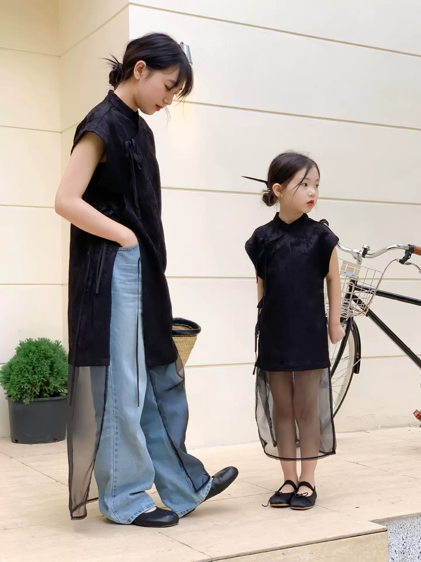 韩版亲子装连衣裙2023夏季新款儿童中国风旗袍裙时尚纱网拼接裙子