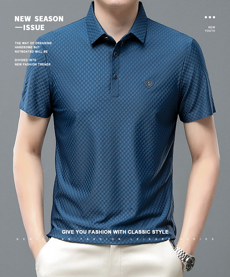 Short-sleeved T-shirt