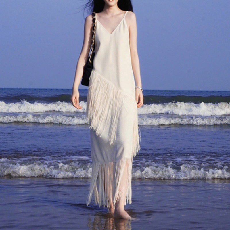 拍照超仙沙滩裙女夏季三亚海边度假连衣裙高级感吊带长裙旅行穿搭