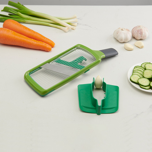Adjustable fruit and vegetable slicer with hand guard, kitchen household vegetable slicer, slicing fruit and vegetable cutting board