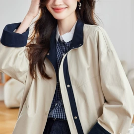 女式衬衫;休闲裤;女式马甲