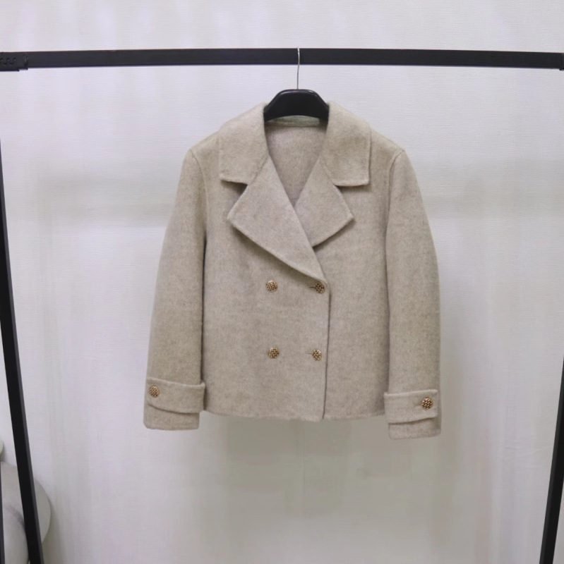 European station wool creamy-white casual double-sided tweed short coat women's autumn and winter new British wind wool coat European station wool creamy-white casual double-sided tweed short coat women's autumn and winter new British wind wool coat