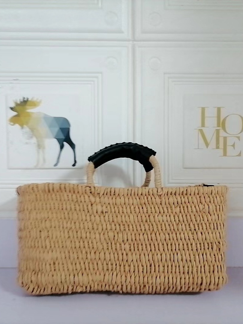 Handheld storage system