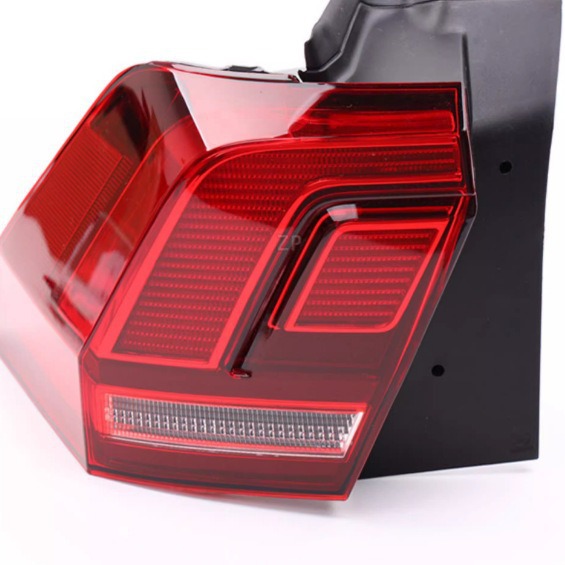 Aplicable a 17 - 23 nuevos Volkswagen Tiguan L semieconjunto de luz trasera hacia atrás izquierda y derecha cubierta de luz de dirección Tiguan l cubierta