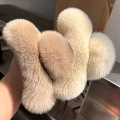 源头厂家真獭兔毛毛抓夹高级感轻奢网红发夹女后脑勺新款高端鲨鱼