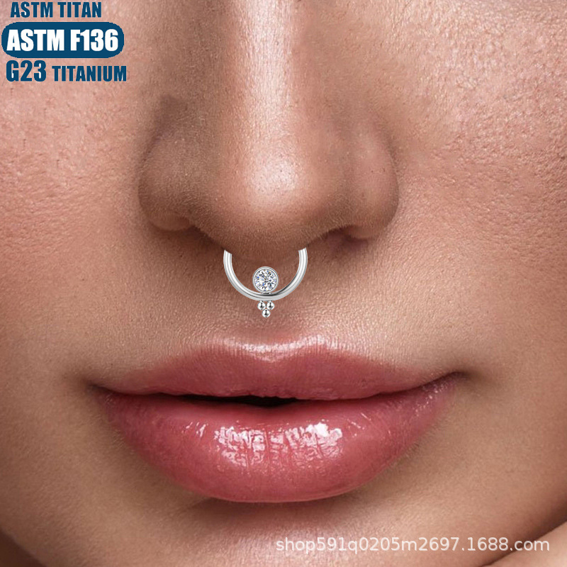 Pointed titanium steel lip stud product view