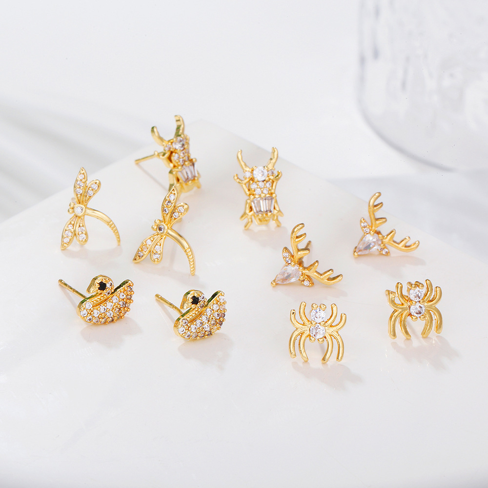 Fashion Animal Copper Gold Plated Zircon Ear Studs 1 Pair
