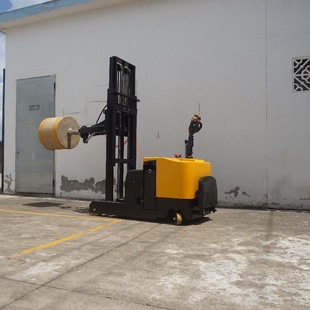 Electric expansion axle car film paper roll automatic tightening turning car electric air expansion axle rotating charging car stacker