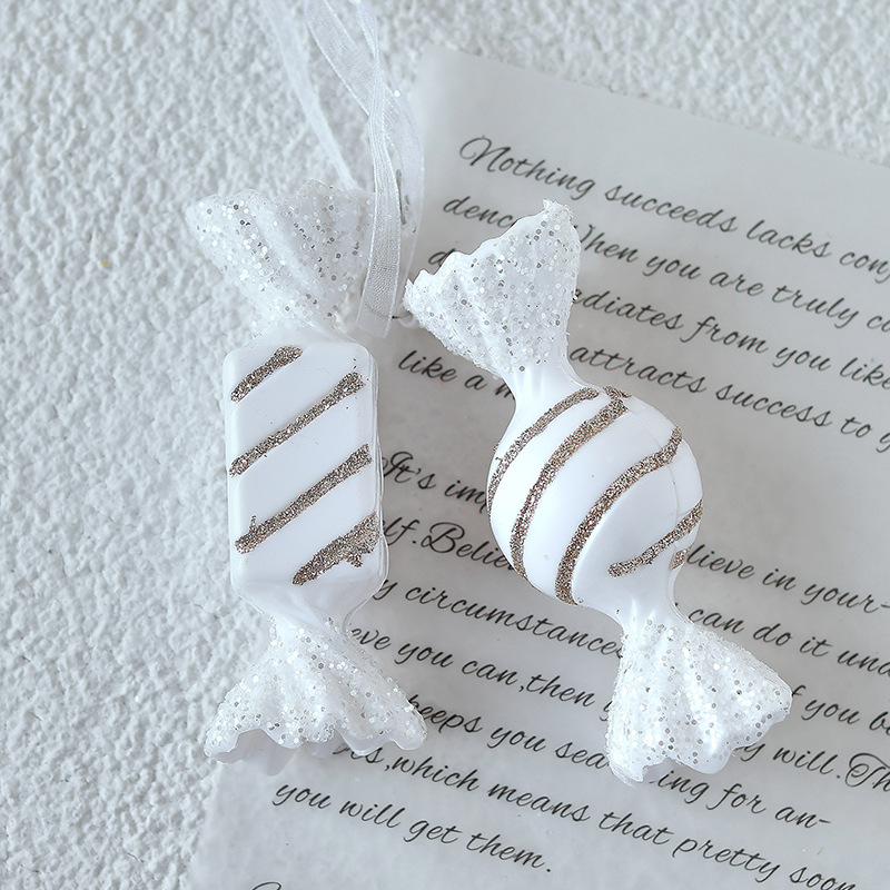 Nuevo colgante de acrílico de Navidad blanco transfronterizo, copos de nieve en polvo de brillo, paquete de regalo de árbol de Navidad de mariposa, colgante de caramelo pequeño