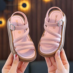 子供の女の子のサンダルの露指の気質の夏の新型のファッションの韓国版の王女の学生はかわいいです。