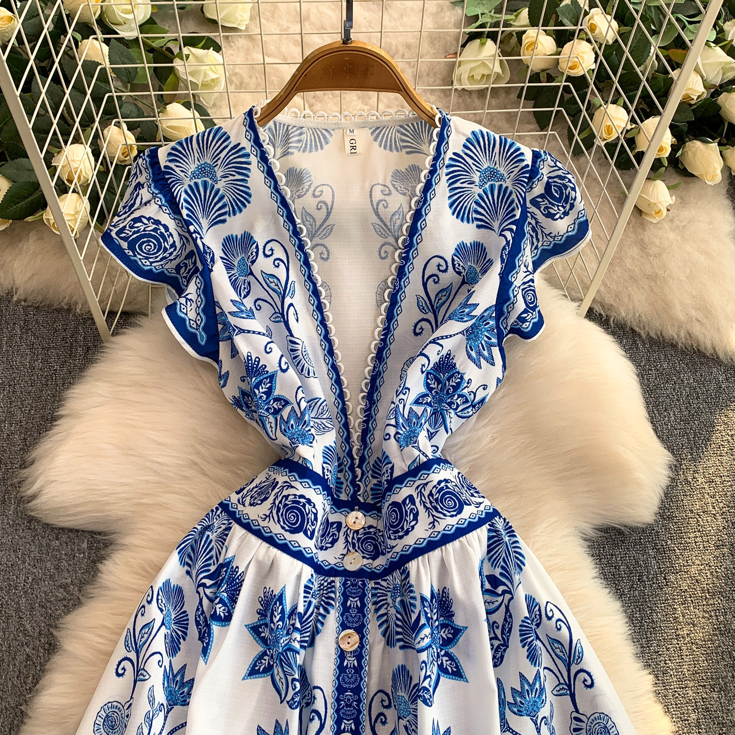 Women's European American Retro V Neck Dress Lace Trimmed Floral Print Fitted Waist Long Skirt Elegant Spring Autumn Wear_ecoleips.com