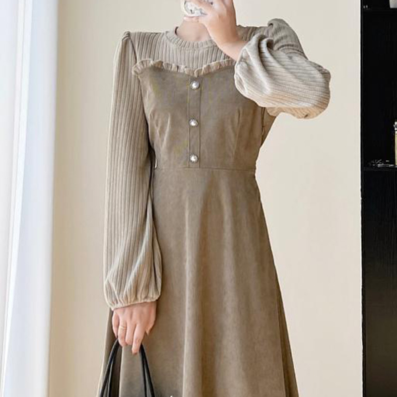 내부 가을 및 겨울 페이크 투피스 세트의 여자 코듀로이 원피스 매치 베이스 긴 원피스 코트 할로윈