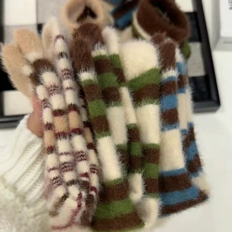 Autumn and Winter Mink Velvet Socks Warm Korean Style Vintage Color Matching Striped Socks Girls Mid-tube Socks Thickened fleece-lined Moon Socks