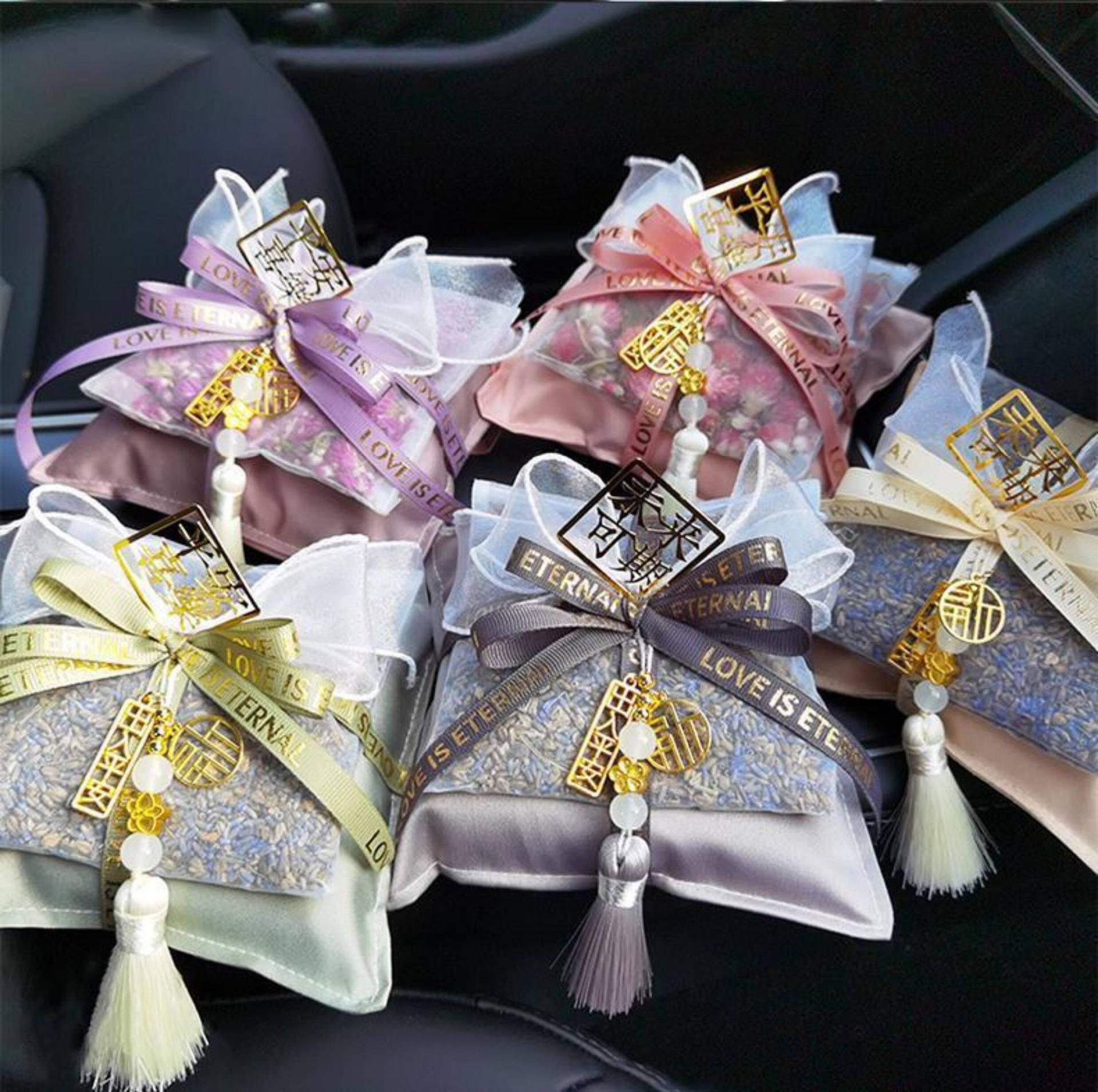 Bamboo Charcoal Bag with Dried Flower Fragrance, New Car Formaldehyde Removal, Odor Removal, Creative Goddess-Style Aromatherapy Car Decoration Ornament Carbon Bag
