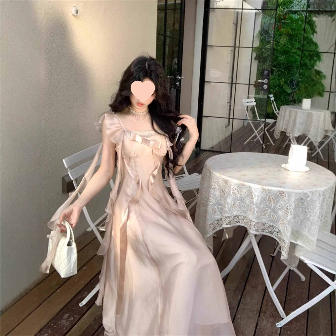 Cute elegant dress with bow