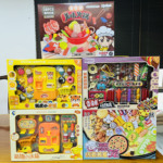 地摊39元儿童过家家玩具厨房女生娃娃化妆盒玩具批发货源29元模式