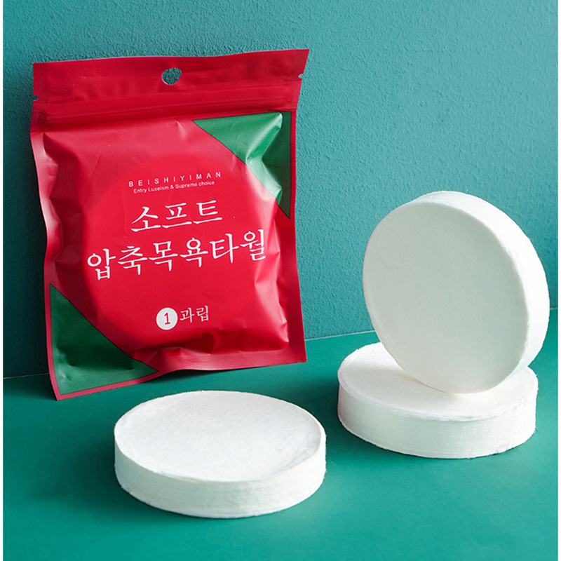Disposable handheld towel for traveling