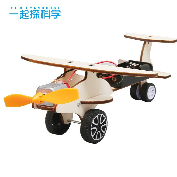 Single -wing glideing aircraft