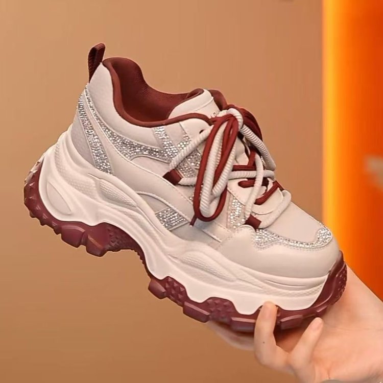 Aumentar la altura de la base gruesa de los zapatos de papá para mujeres 2026 primavera y otoño nueva moda de diamante de moda universal zapatos casuales de mujer zapatos deportivos