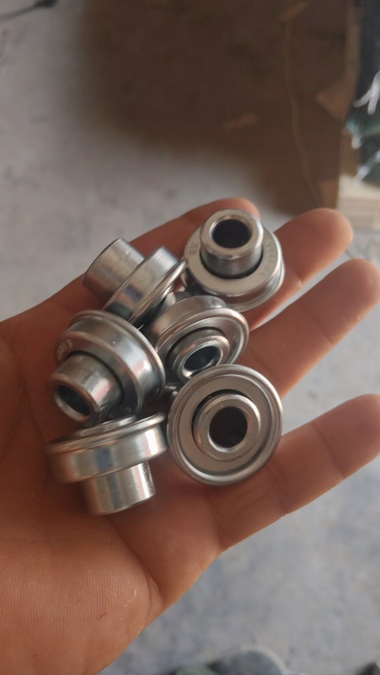 供应脚轮轴承割草机用轴承6001 内径10外径28.6 高度20内圈加高